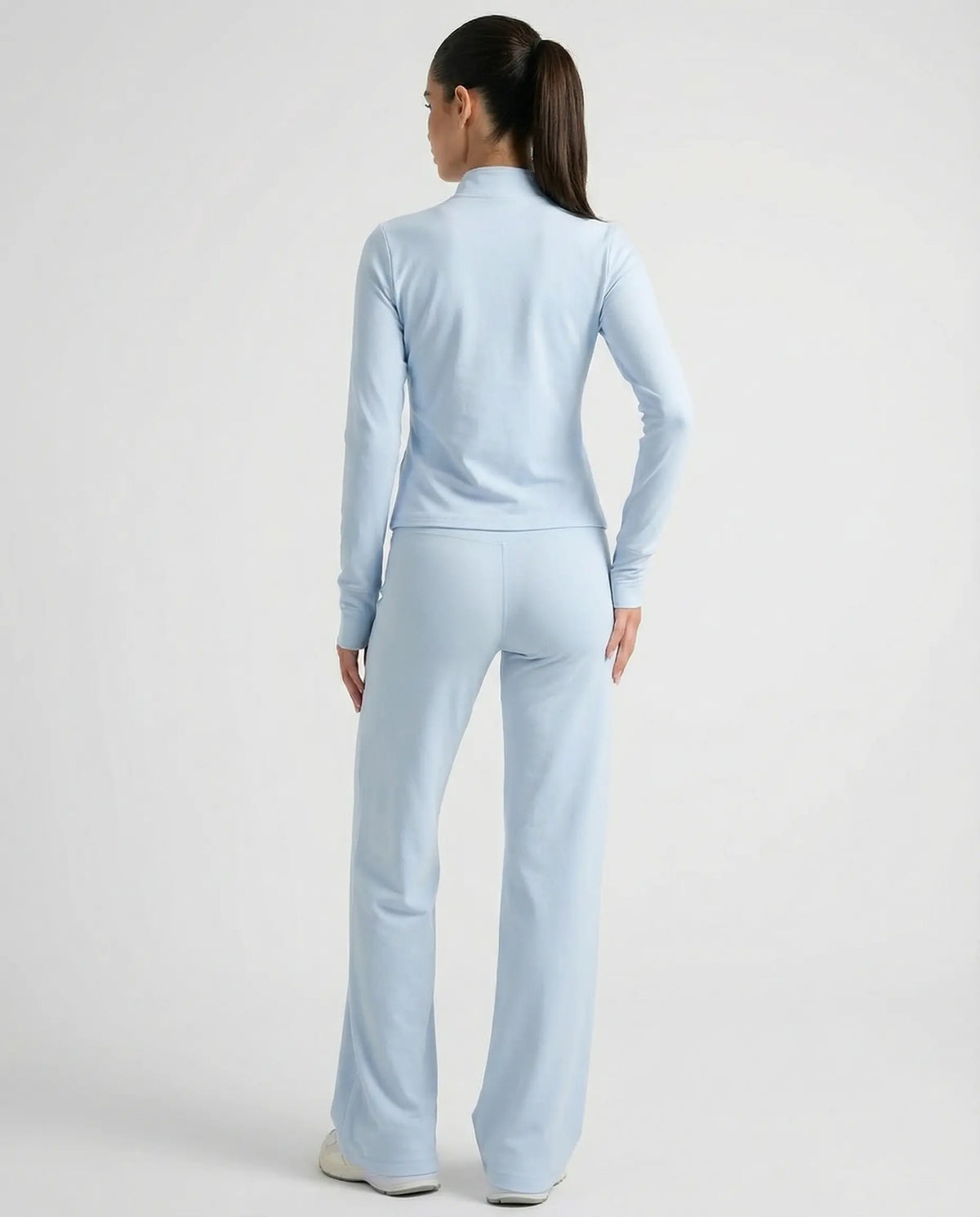 3-Piece Set – Flare Pants, Sports Bra & Jacket