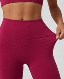 Seamless Sculpting 3 Piece Workout Set detail image