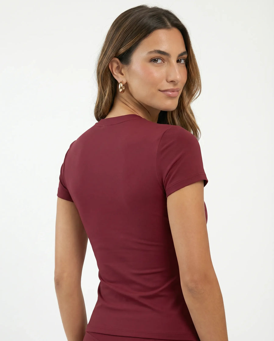 Women Sculpting Crew Neck T-Shirt Slim Fit Burgundy